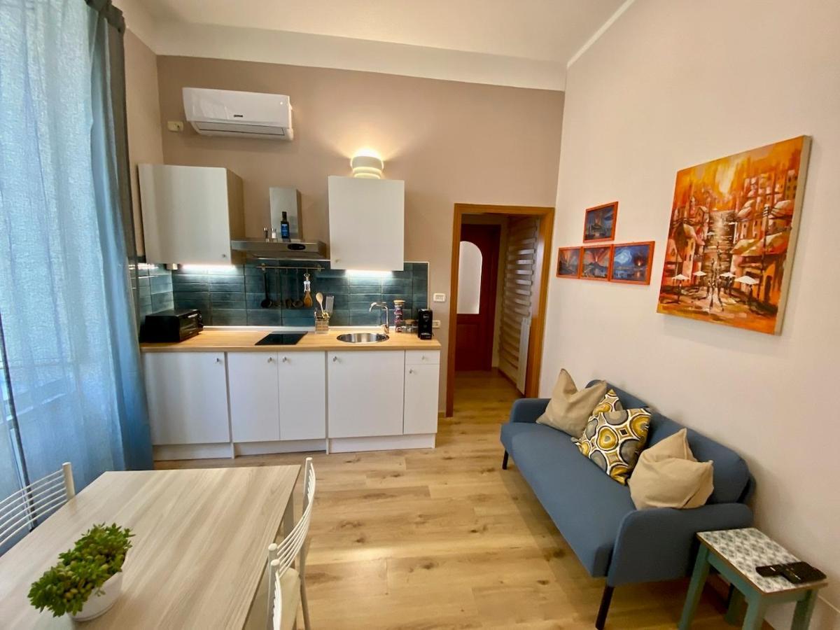 Casa Giro Apartment Naples Exterior photo
